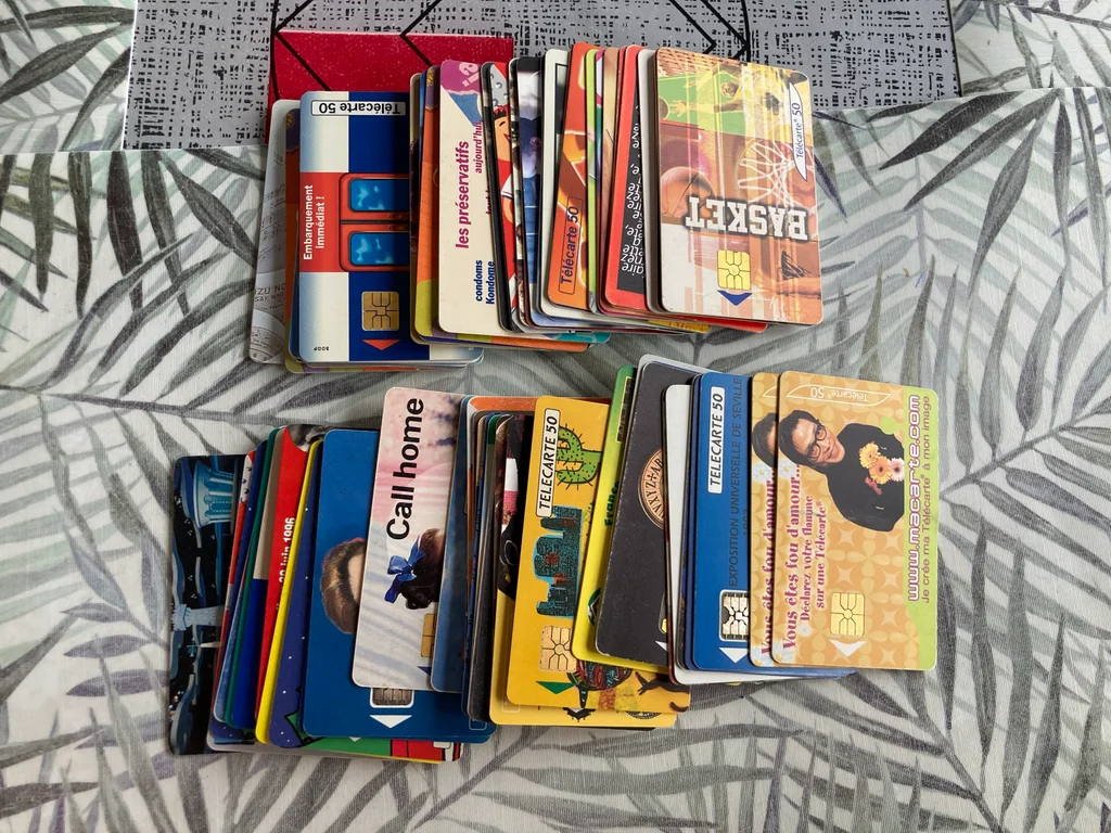 Lot 78 cartes téléphoniques 